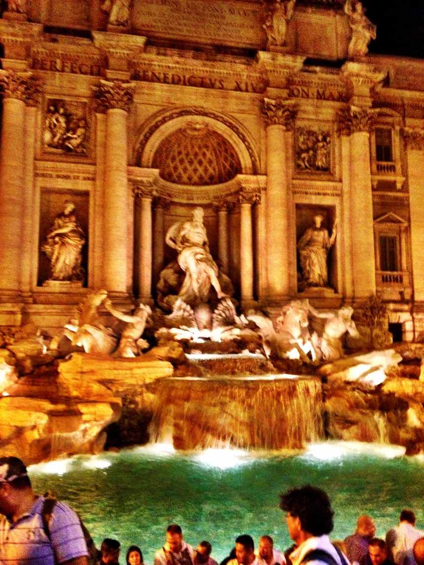 Trevi. Too bad Paolo wasn't there. This is not what dreams are made of.