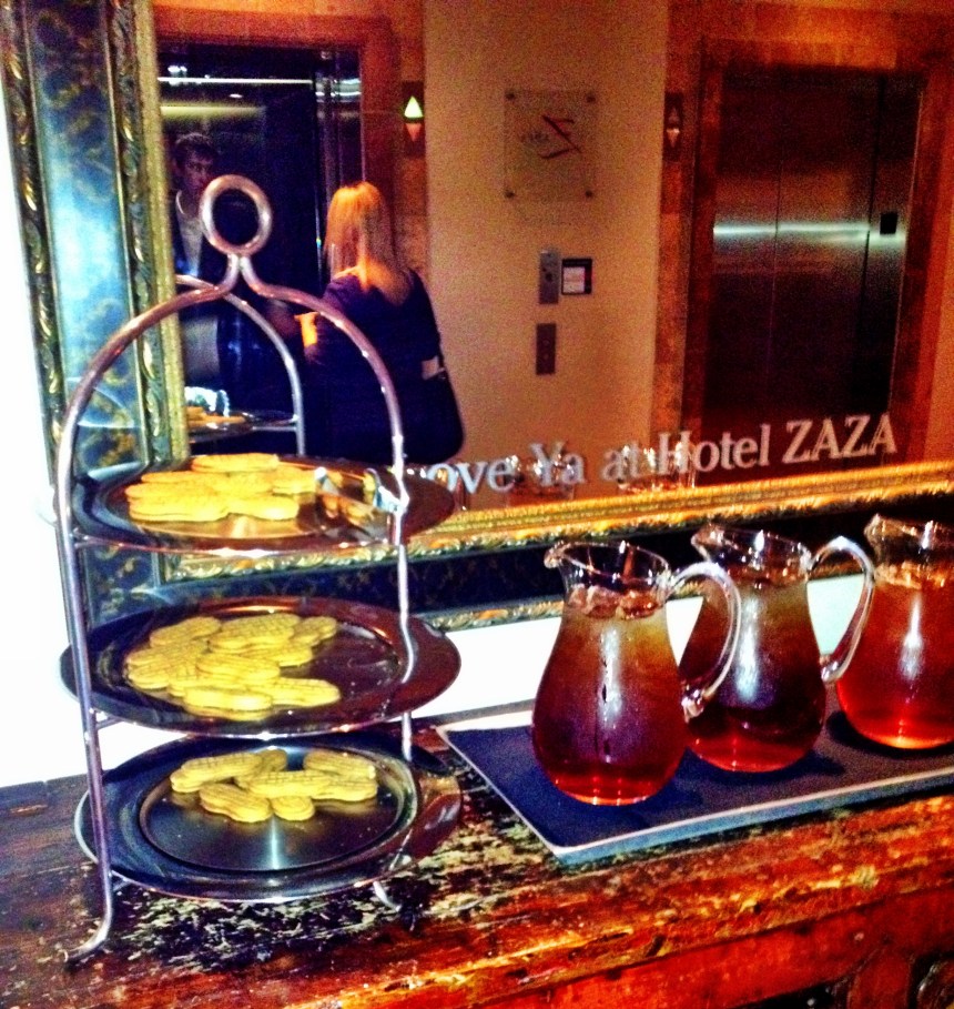 Nutter Butters and Iced Tea were served at 4 PM... ?