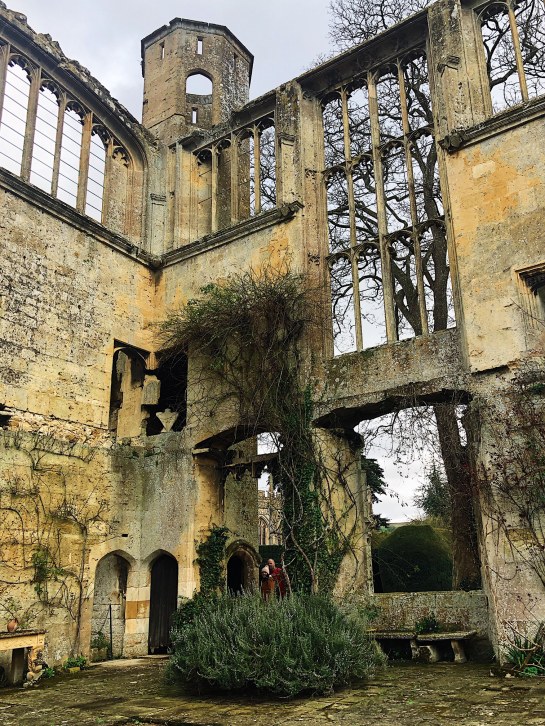 2E561CC2-CE33-40D3-AE1C-FA945A7CDE75